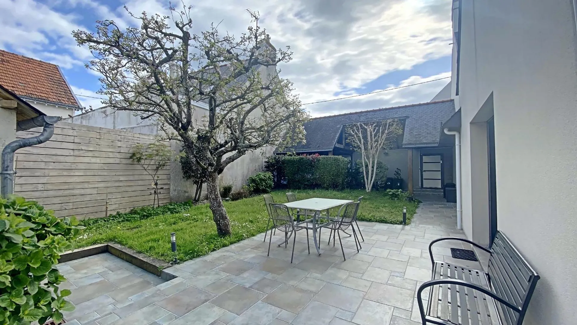 בית נופש פורט-לואיס Maison Familiale Renovee A 150M Des Criques, 4 Chambres, Jardin Prive, Cheminee, Parking, Wifi - Fr-1-349-222