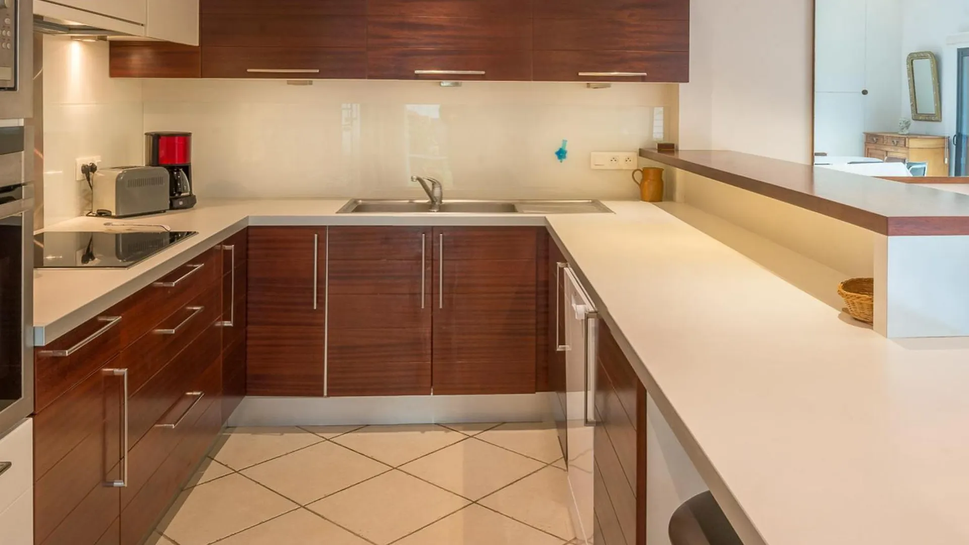 פורט-לואיס Maison Familiale Renovee A 150M Des Criques, 4 Chambres, Jardin Prive, Cheminee, Parking, Wifi - Fr-1-349-222 בית נופש